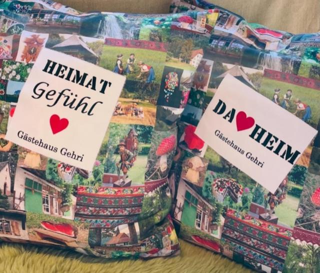 Gasthaus Hirschenstube & Gaestehaus Gehri Waldkirch Buitenkant foto